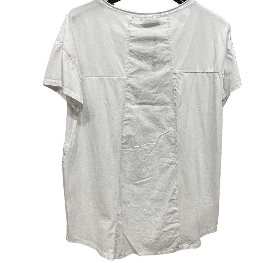 CHANDAIL BLANC AVEC POCHE